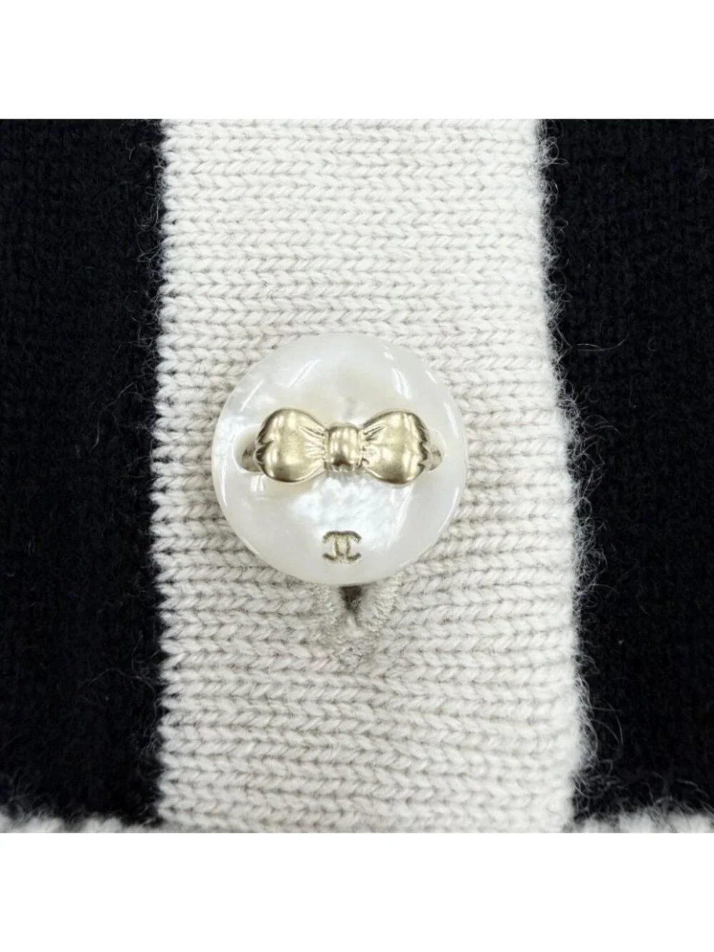 Chanel Cashmere Ribbon CC Logo Button Set 36 UK